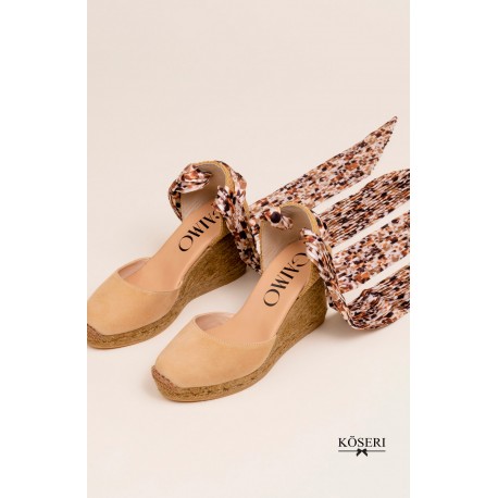 ALPARGATA GLOBO CUERO