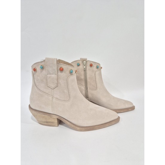 BOTIN BEIGE PIEDRAS
