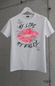 CAMISETA REGULAR LIPS