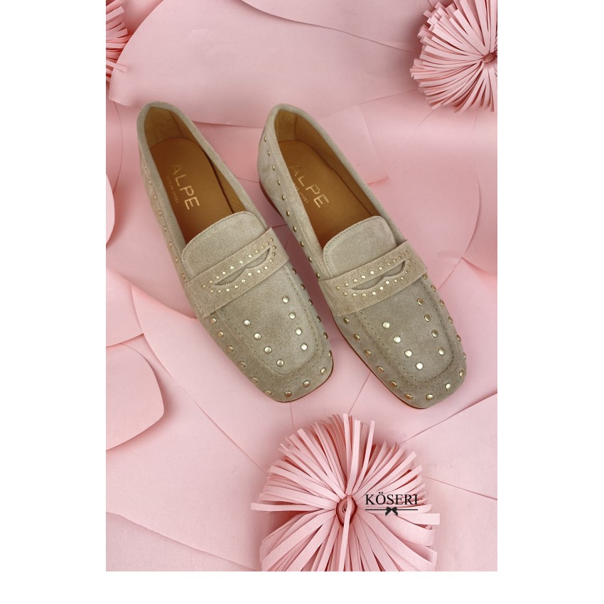 MOCASIN BEIGE TACHAS