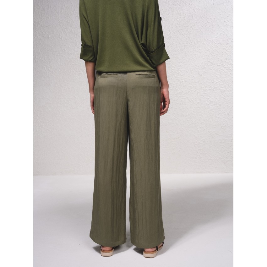 PANTALÓN VERDE ANCHO