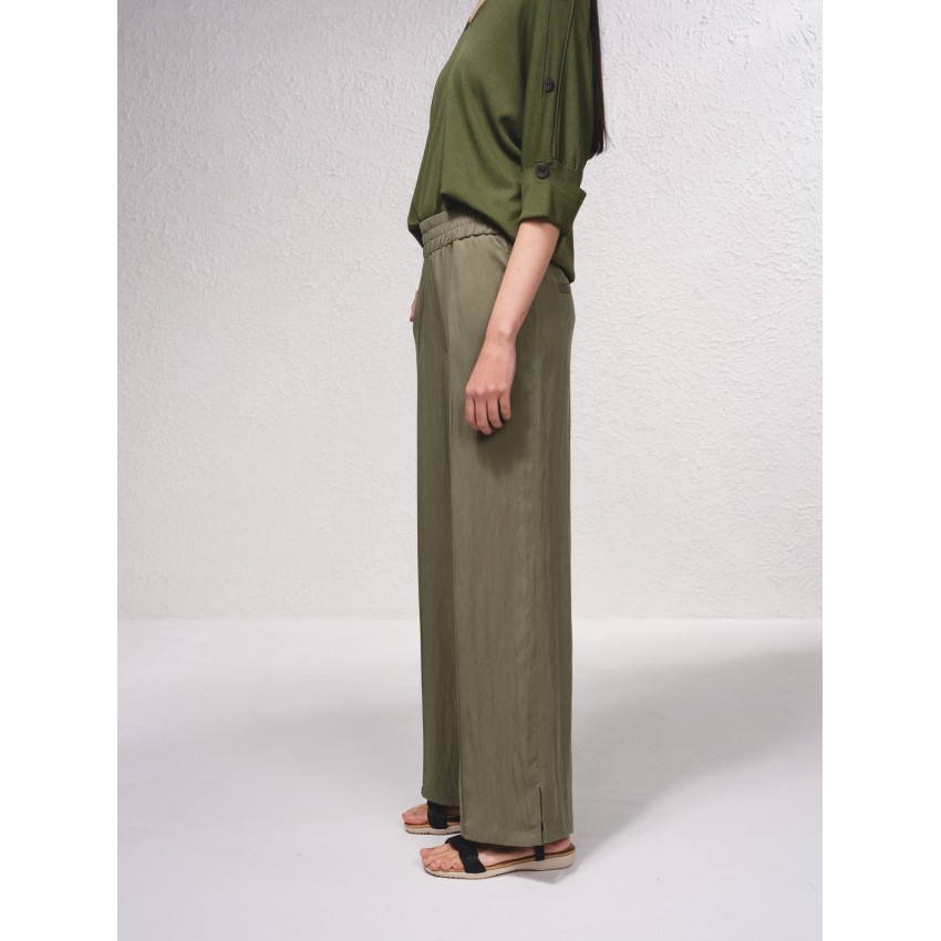 PANTALÓN VERDE ANCHO