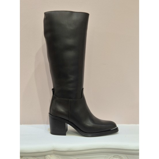 BOTA PIEL MARRÓN TACÓN MEDIO