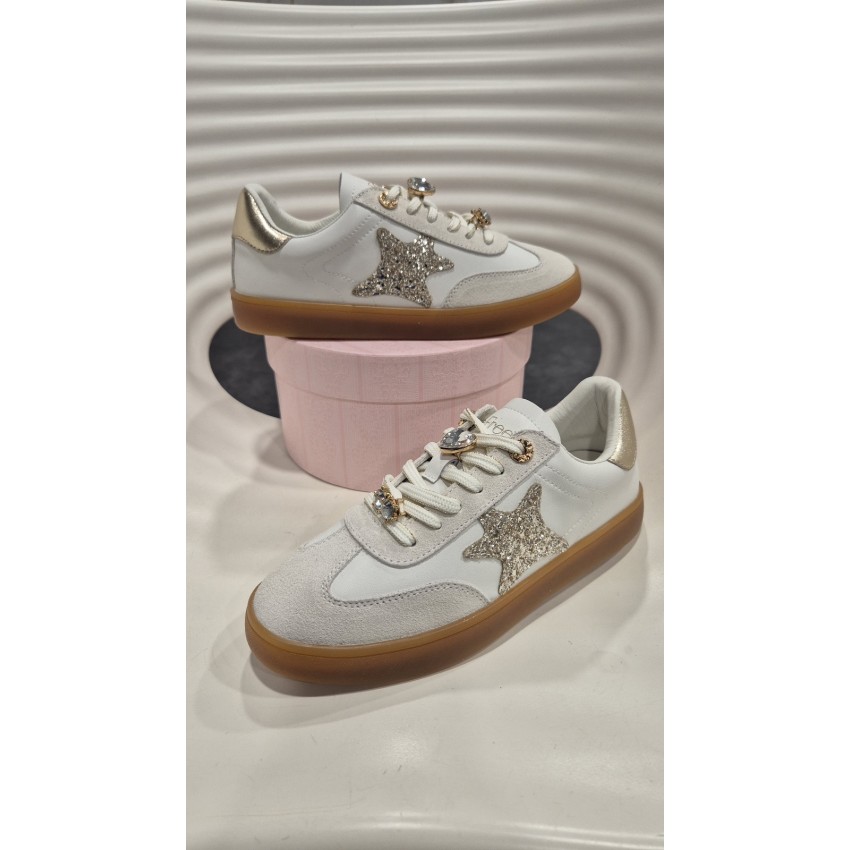 SNEAKER BLANCA CON GLITTER