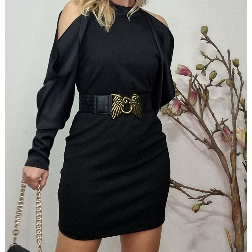 VESTIDO NEGRO ABERTURAS