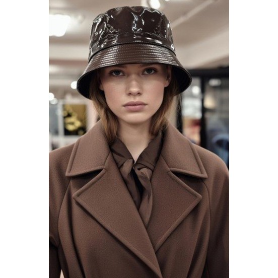 GORRO DE AGUA MARRON
