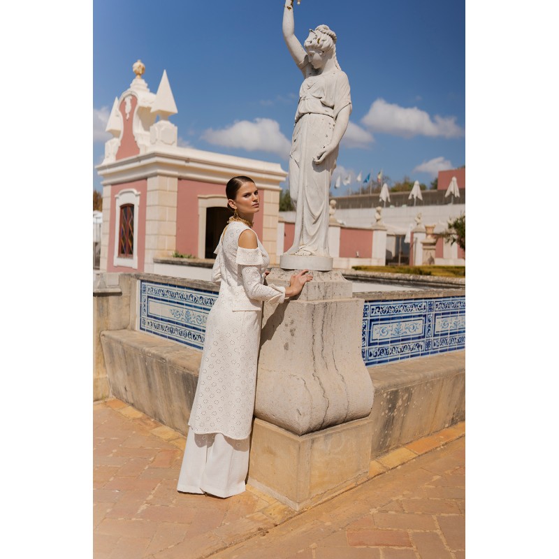 LEVITA CARMEN CALADA