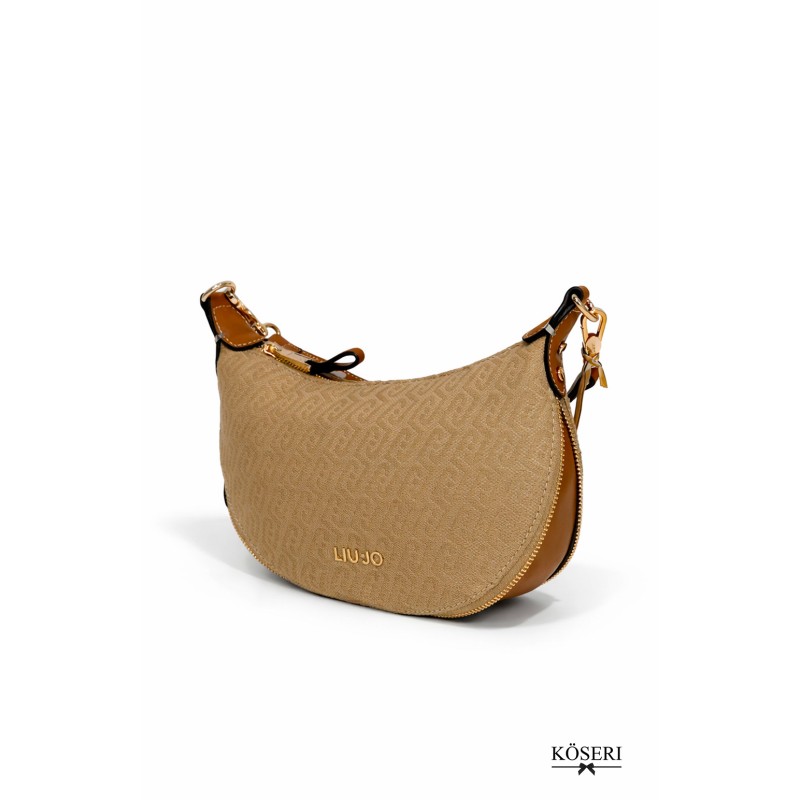 BOLSO KALISKA BEIGE CON LOGO PEQUEÑO