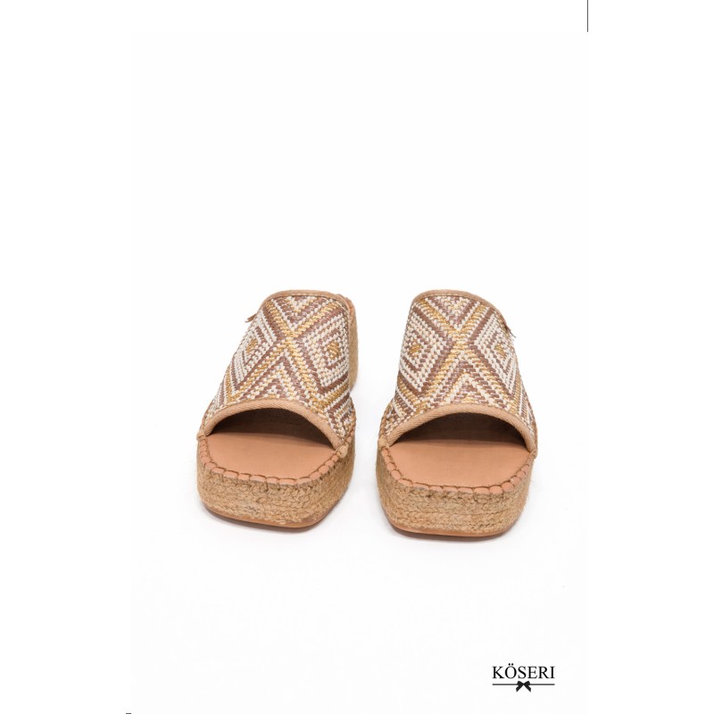 ALPARGATA ABIERTA DAISY BEIGE