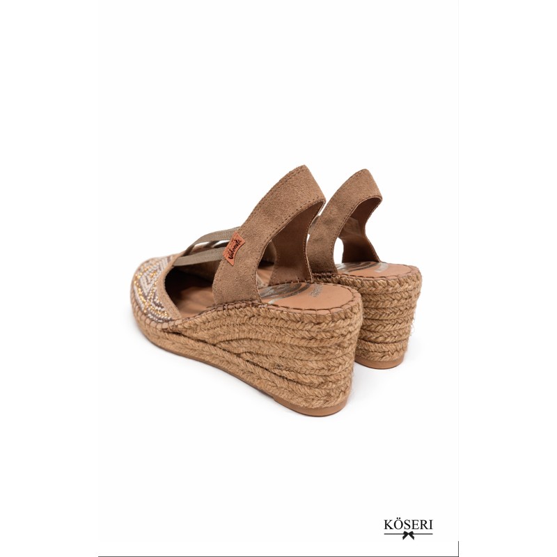 ALPARGATA CERRADA DAISY BEIGE