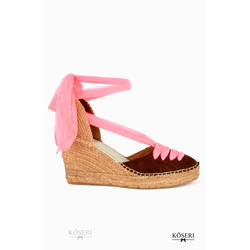 ALPARGATA MARRÓN CON CINTA CORAL STAR LOVE. MERIDIAN 13