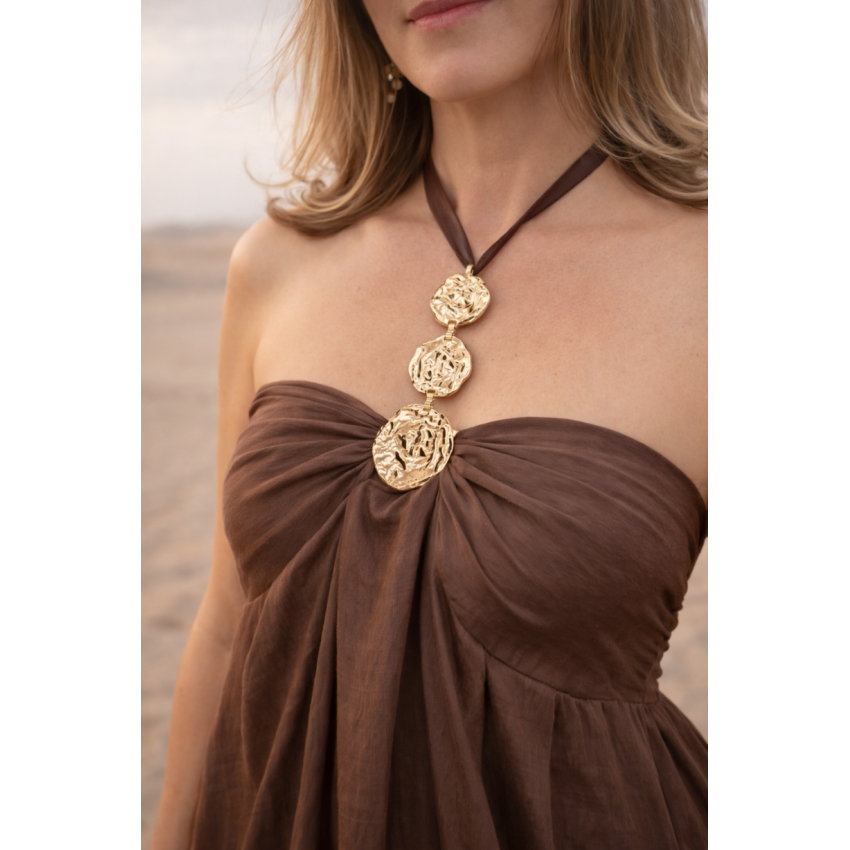 VESTIDO CHOCOLATE ADORNO ORO