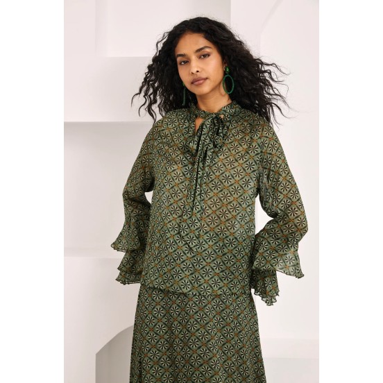 BLUSA ESTAMPADO RETRO VOLANTES Y LAZADA - VERDE