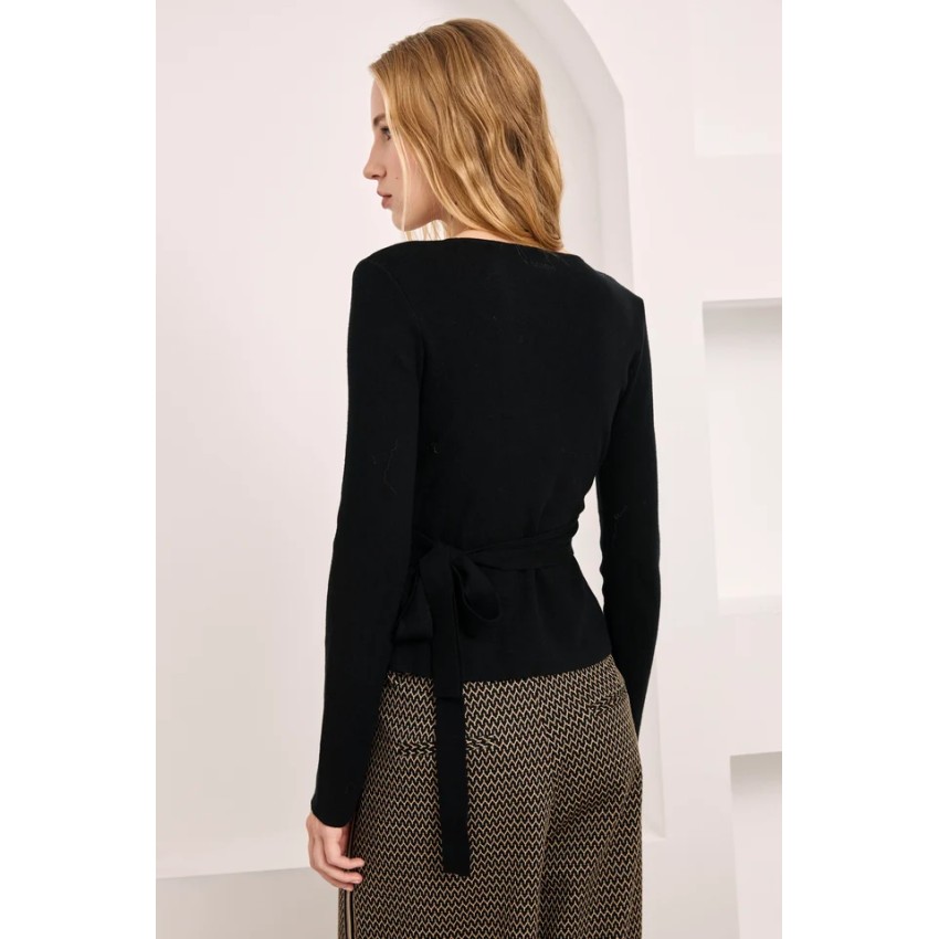 TOP CRUZADO ASIMETRICO - NEGRO