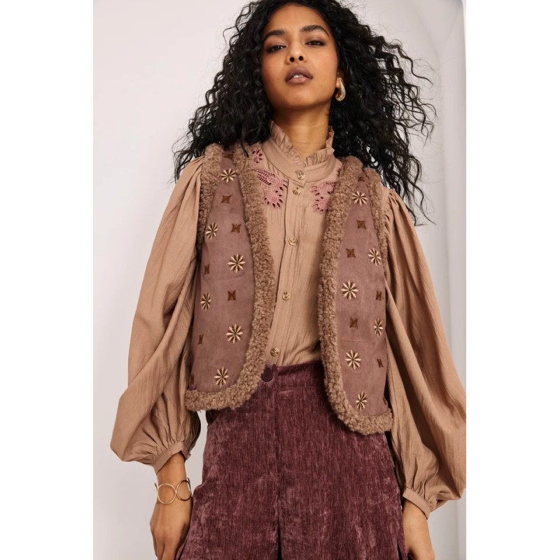 CHALECO ANTELINA Y BORREGUITO CON BORDADOS - TAUPE