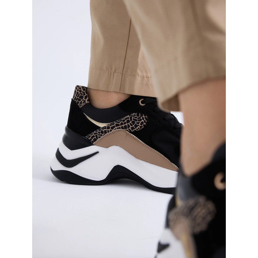 ZAPATILLA DEPORTIVA CUÑA EXE