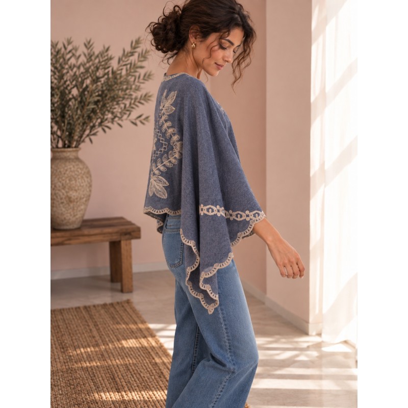PONCHO BORADO AZUL