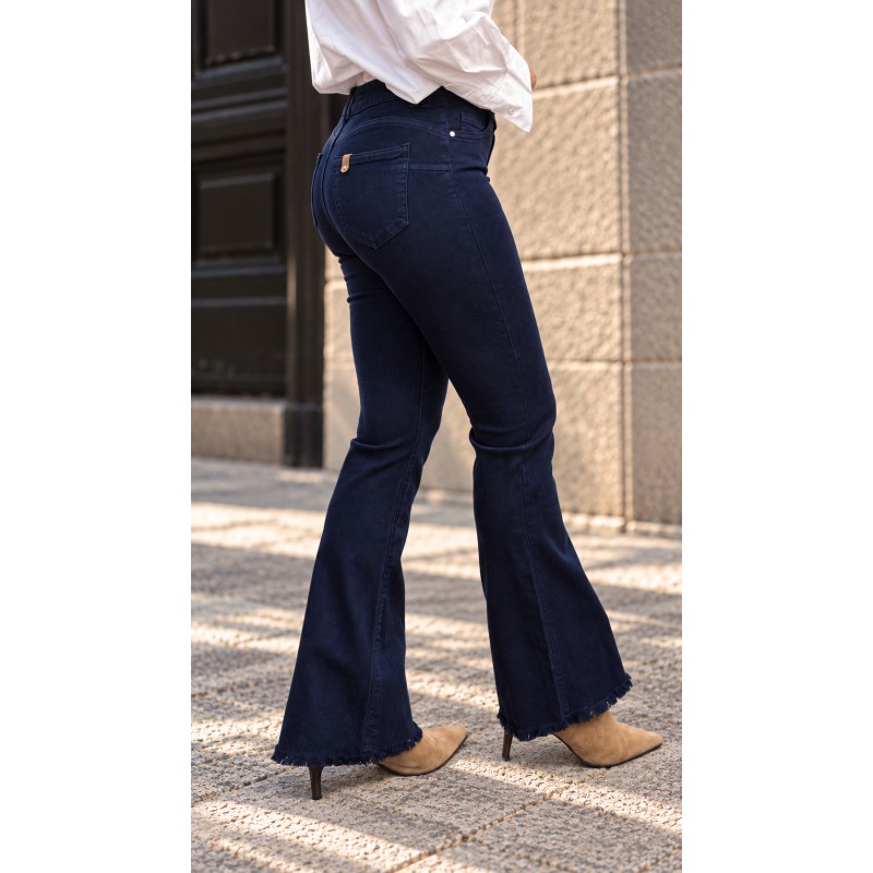 PANTALÓN VAQUERO ACAMPANADO MARINO