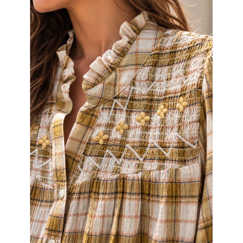 BLUSA  BORDADOS AMARILLA